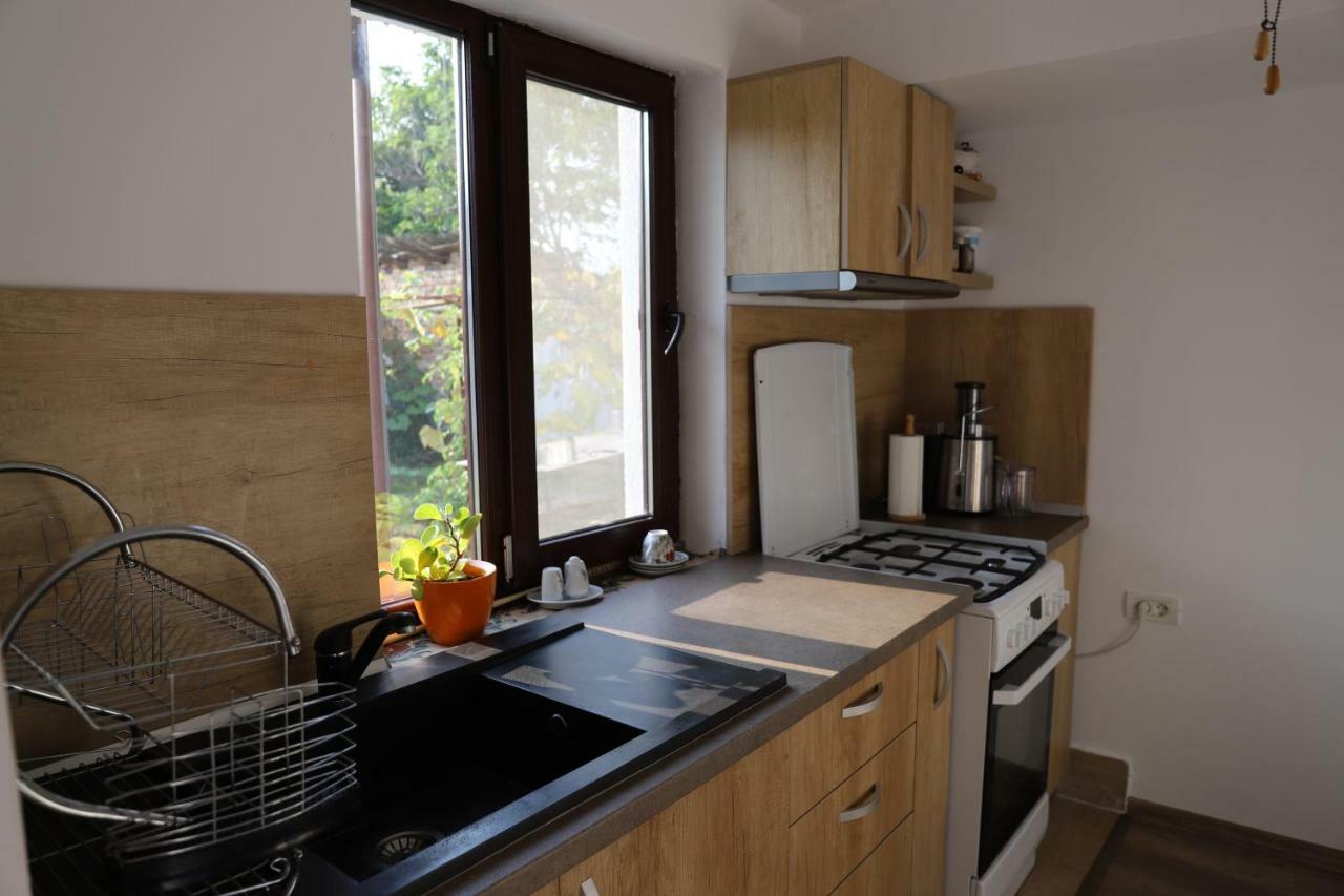 Târgu Jiu Upstairs Residence מראה חיצוני תמונה